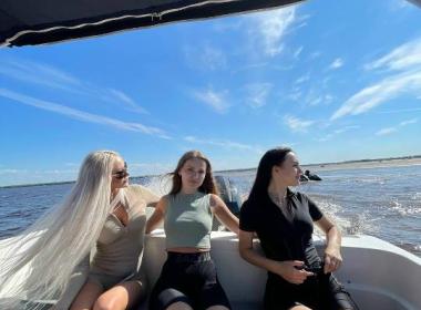 Морское путешествие: катер, сап-борды и отдых на воде — фото 5