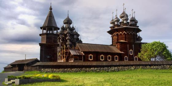 Побывали на острове Кижи. Рассказываю, что там увидели