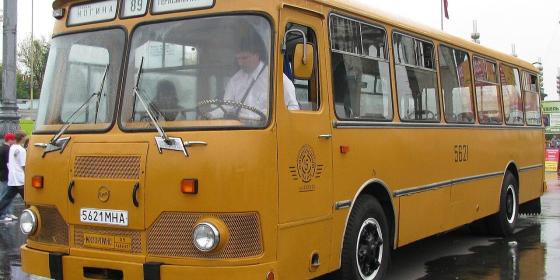 Ликино-Дулево: по следам красочного фарфора и желтых автобусов