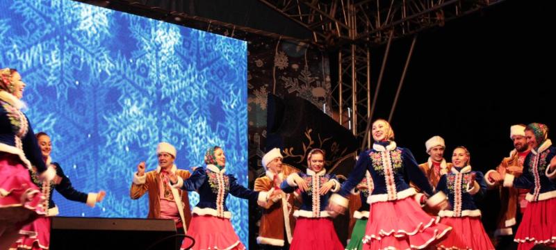 Новогодний семейный фестиваль «Петровские забавы» — фото 9