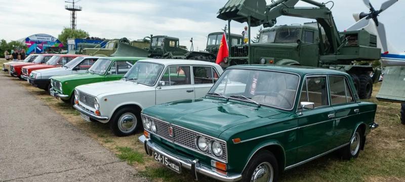 VI Тольяттинский ретро фестиваль «ЖИГУЛИ» — фото 1