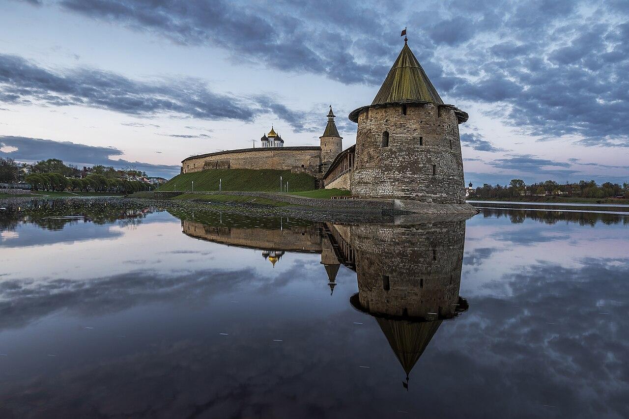Плоская_Башня_Псковского_Кремля Плоская_Башня_Псковского_Кремля