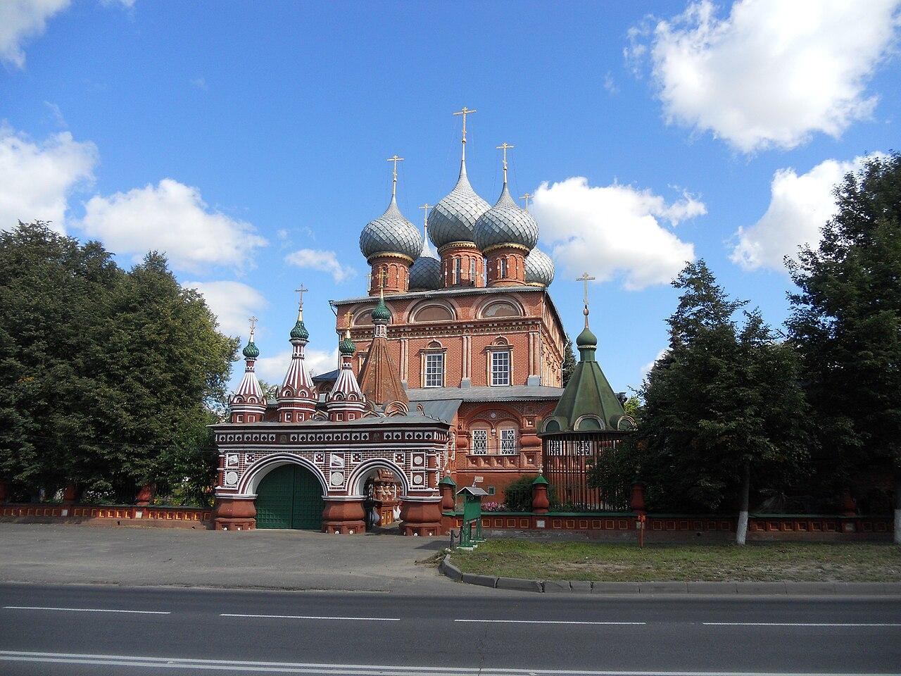Church_of_the_Resurrection_(Kostroma)_01 Church_of_the_Resurrection_(Kostroma)_01