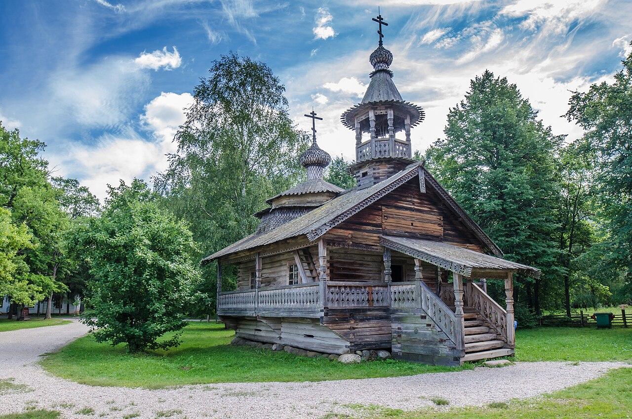 Часовня_из_деревни_Кашира_Маловишерского_района